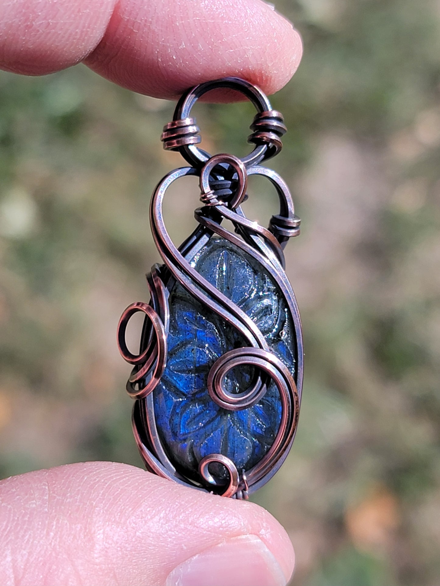 Blue Labradorite Floral Carving Necklace Wire Wrap Pendant Copper Jewelry Tyet Style