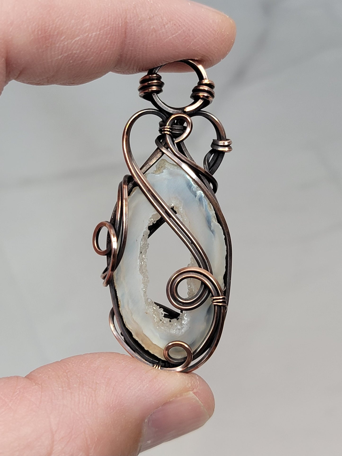 Occo Agate Druzy Slice Necklace - 'Tyet' - Wire Wrap Pendant - Oxidized Copper Jewelry / Wht