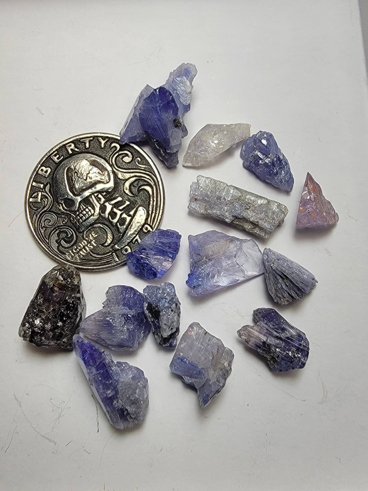 Raw Tanzanite Crystals - 11g - Lot 100